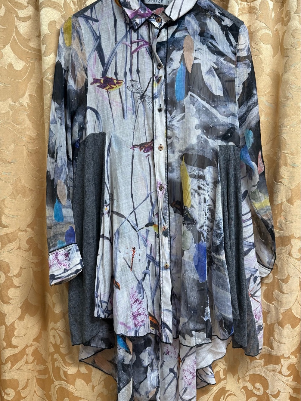 ABORE sheet Floral Watercolor Button-Down Tunic in Gray, Blue & Purple size L
